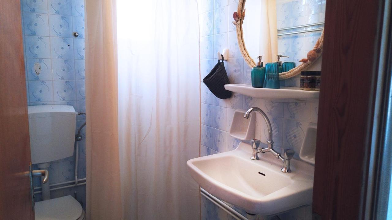 Fistiki Rooms Agia Marina  Eksteriør bilde