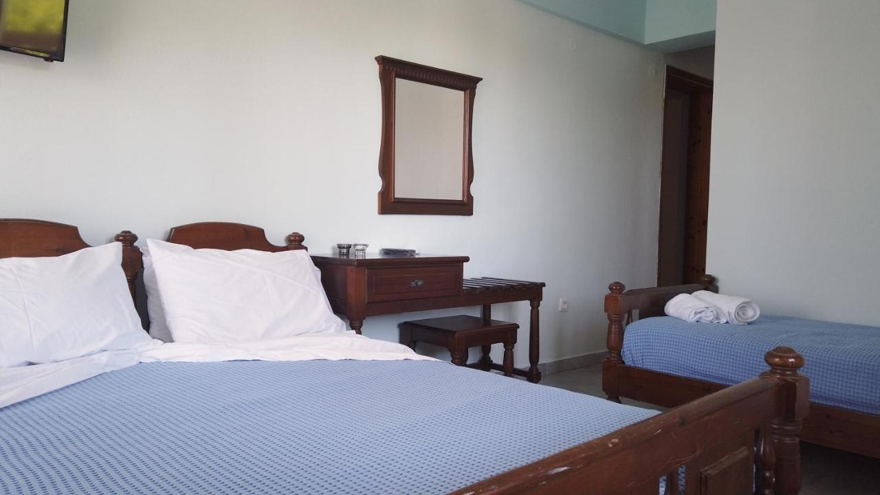 Fistiki Rooms Agia Marina  Eksteriør bilde